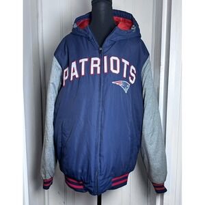 Vintage NFL New England Patriots Embroidered Quilted Jacket M Full Zip Coat Hood